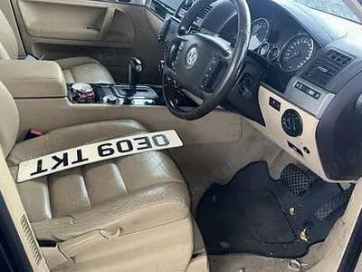 Culoarealte culori Utilizat 2009 VW Touareg SUV | 1.600 EUR