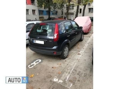Second-hand Ford Fiesta 50 CP (36 kW) 2007 Gri Hatchback