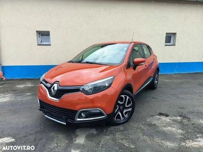Culoareportocaliu Utilizat 2014 Renault Captur Dynamique SUV | 8.700 EUR (Preț OK)