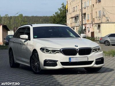 Culoarealb Utilizat 2018 BMW 520 M Sport Break | 21.000 EUR (Puțin scump)