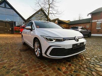 Utilizat 2022 VW Golf VIII GTE | 27.415 EUR (Preț bun)