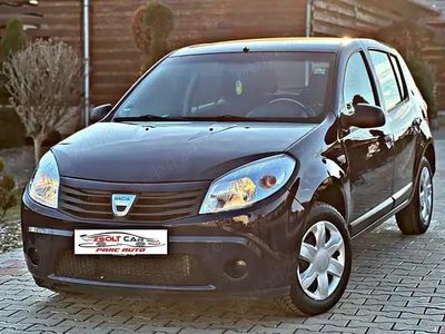 Second-hand Dacia Sandero 75 CP (55 kW) 2011 Hatchback
