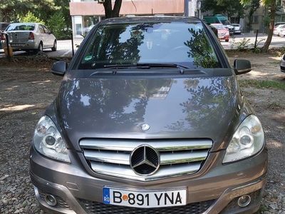 second-hand Mercedes B180 