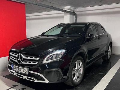 Mercedes GLA220