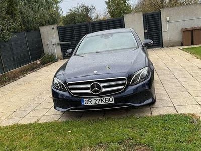 Mercedes E220