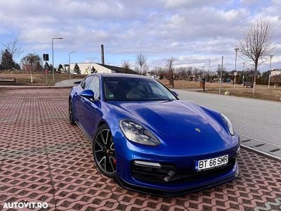 Second-hand Porsche Panamera 480 CP (353 kW) 2019 Culoarealbastru Berlinǎ