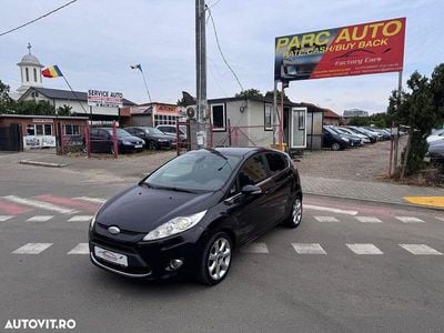 Culoarenegru Utilizat 2009 Ford Fiesta Ambiente Hatchback | 3.990 EUR (Puțin scump)