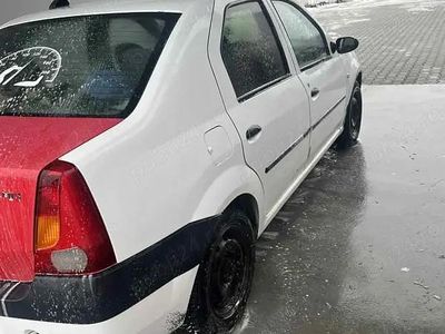 Second-hand 2005 Dacia Logan Berlinǎ | 700 EUR