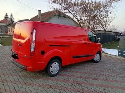 Second-hand Ford Transit Custom 130 CP (95 kW) 2019 Rosu Van