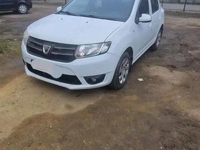 Utilizat 2015 Dacia Logan Lauréate Berlinǎ | 4.050 EUR (Puțin scump)