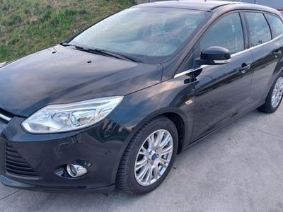 second-hand Ford Focus Titanium Xenon-Full-Led-IMPECABILA