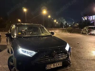 Second-hand Toyota RAV4 175 CP (128 kW) 2019 SUV