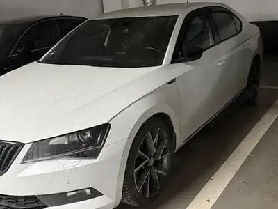 Alb Second-hand 2018 Skoda Superb SportLine Berlinǎ | 16.999 EUR (Preț OK)