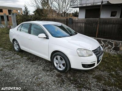 Culoarealb Utilizat 2007 VW Jetta Comfortline Berlinǎ | 2.400 EUR (Preț OK)