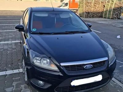Negru Utilizat 2008 Ford Focus Hatchback | 2.750 EUR (Preț OK)