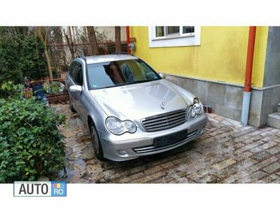 second-hand Mercedes C200 Benzina