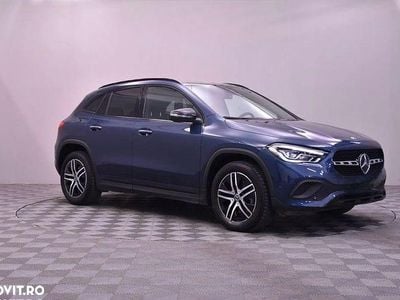 Mercedes GLA220