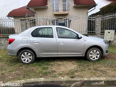 Second-hand Dacia Logan 75 CP (55 kW) 2014 Culoaregri Berlinǎ