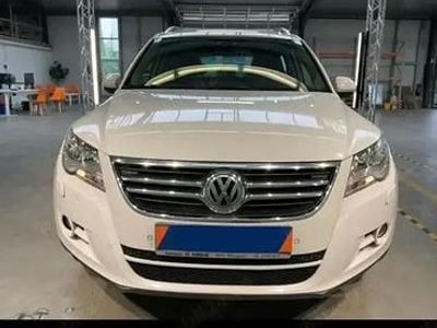 Alb Utilizat 2011 VW Tiguan SUV | 7.400 EUR (Preț OK)