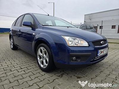 Utilizat 2007 Ford Focus Hatchback | 2.100 EUR (Preț OK)