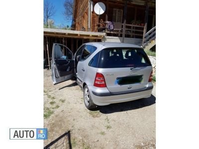 Gri Utilizat 2003 Mercedes A140 Hatchback | 2.600 EUR