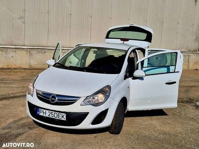 Second-hand Opel Corsa Selection 75 CP (55 kW) 2012 Culoarealb Hatchback