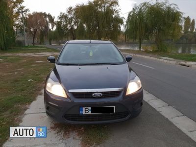 Second-hand Ford Focus 100 CP (73 kW) 2008 Gri Hatchback