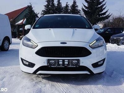 Second-hand Ford Focus ST-Line 125 CP (91 kW) 2017 Culoarealb Break