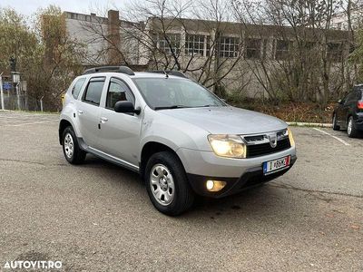 Second-hand Dacia Duster Lauréate 90 CP (66 kW) 2011 Culoaregri SUV