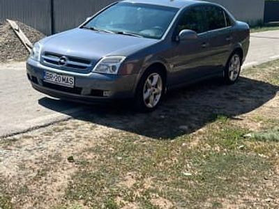 Gri Utilizat 2005 Opel Vectra | 9.000 EUR
