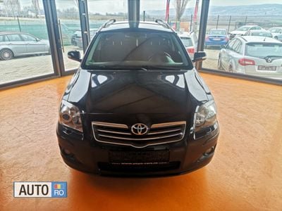 Second-hand Toyota Avensis 176 CP (129 kW) 2006 Negru Break