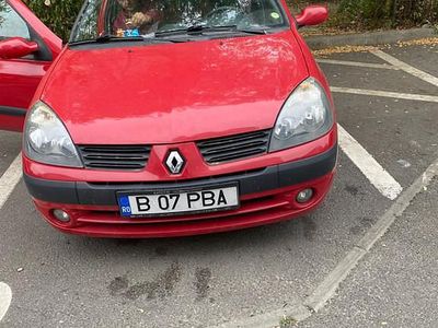 Utilizat 2005 Renault Clio II Berlinǎ | 1.400 EUR