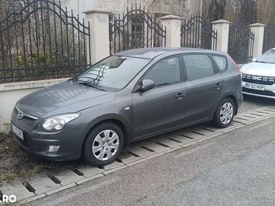 Second-hand Hyundai i30 Comfort 109 CP (80 kW) 2010 Culoaregri Monovolum