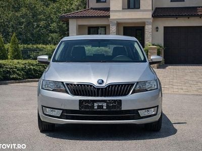 Second-hand Skoda Rapid 105 CP (77 kW) 2015 Culoaregri Hatchback