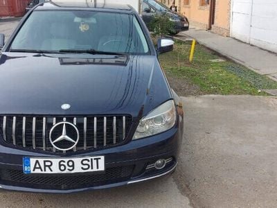 Second-hand Mercedes C200 200 CP (147 kW) 2009 Berlinǎ