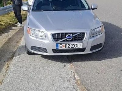 Argintiu Second-hand 2010 Volvo V70 Break | 3.500 EUR