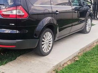 Second-hand Ford Galaxy Ghia 140 CP (102 kW) 2009 Culoarenegru Monovolum