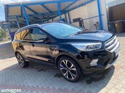Culoarenegru Utilizat 2019 Ford Kuga Titanium SUV | 14.000 EUR