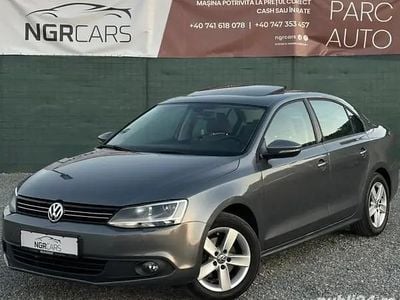 Gri Utilizat 2013 VW Jetta Berlinǎ | 6.750 EUR (Preț OK)