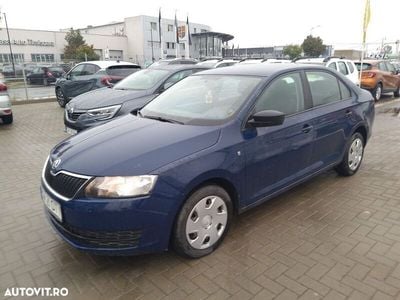 Second-hand Skoda Rapid Ambition 105 CP (77 kW) 2015 Albastru Hatchback