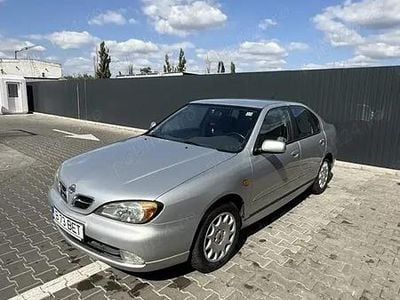 Utilizat 2000 Nissan Primera Berlinǎ | 1.300 EUR