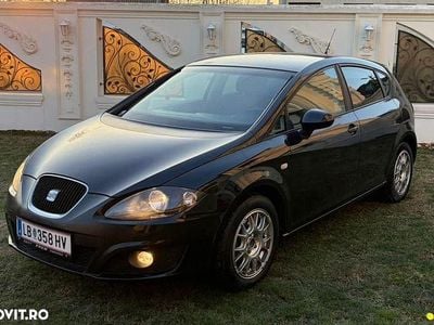 Culoarenegru Utilizat 2011 Seat Leon Hatchback | 2.700 EUR (Super Preț)