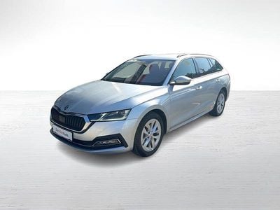 Gri mediu normal Second-hand 2022 Skoda Octavia Style Break | 20.500 EUR (Puțin scump)
