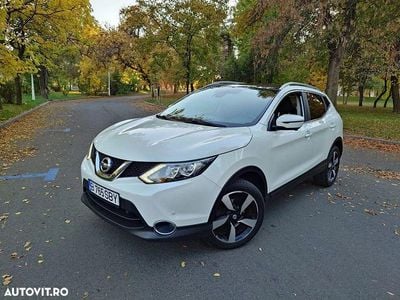 Culoarealb Utilizat 2017 Nissan Qashqai N-Connecta SUV | 11.350 EUR (Preț OK)