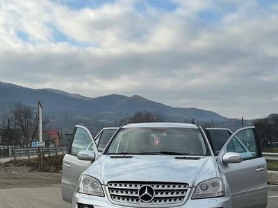 Mercedes ML320