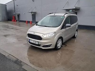 Second-hand Ford Tourneo Courier 100 CP (73 kW) 2015 Monovolum