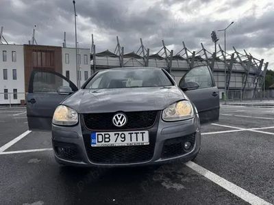 VW Golf V