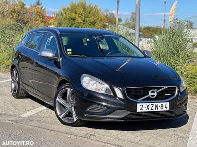 Culoarenegru Utilizat 2011 Volvo V60 R-Design Break | 6.150 EUR (Puțin scump)