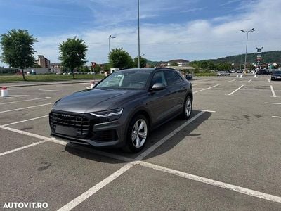 Gri Utilizat 2023 Audi Q8 SUV | 62.000 EUR (Preț bun)