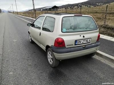 Second-hand Renault Twingo 45 CP (33 kW) 2000 Hatchback
